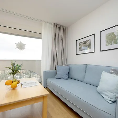 Near The Beach With Two Bedrooms And Balcony In By Renters Apartament *
